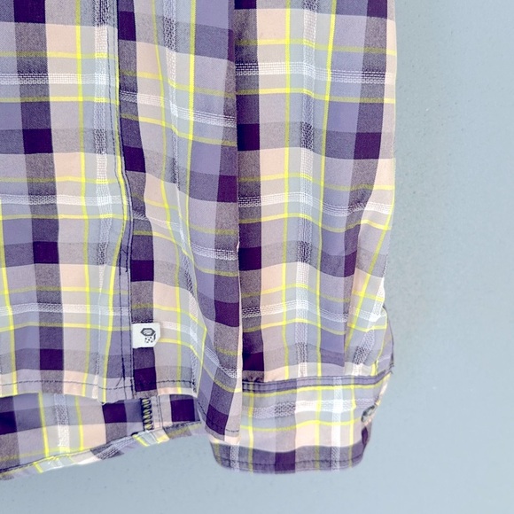 Mountain Hardwear purple plaid women’s vented tech shirt - size medium - Picture 10 of 13